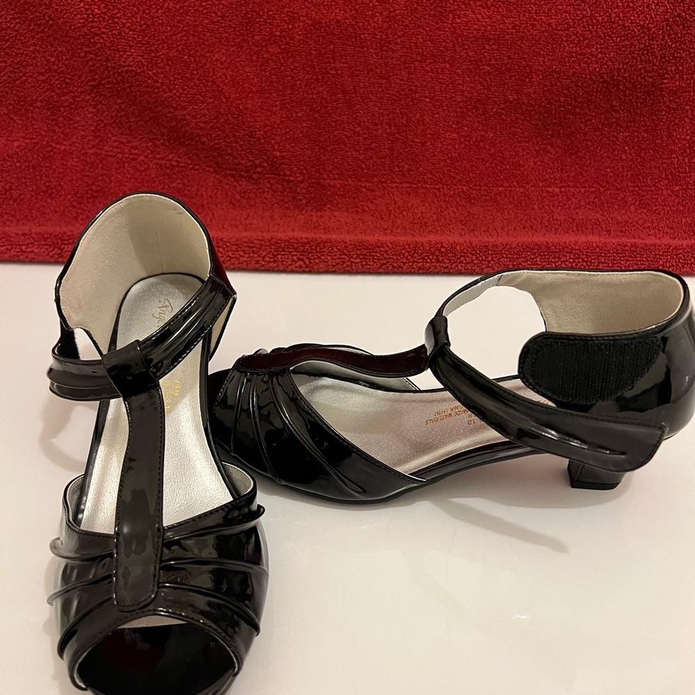 Angel Steps Eva Pump Women’s Shoes, Black Patent, Size—7.5 - Picture 9 of 12